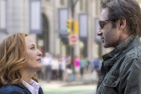 Scully (Gillian Anderson) und Mulder (David Duchovny) feiern im Januar ihr Serien-Comeback