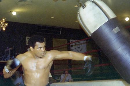 Muhammad Ali während eines Show-Trainings im Jahr 1976