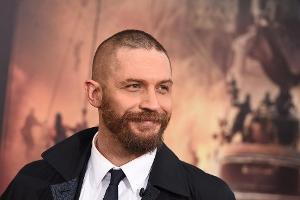 Feuer und Zerstörung stehen ihm gut: Tom Hardy hat mit "Mad Max" beste Chancen auf ein paar Film-Awards