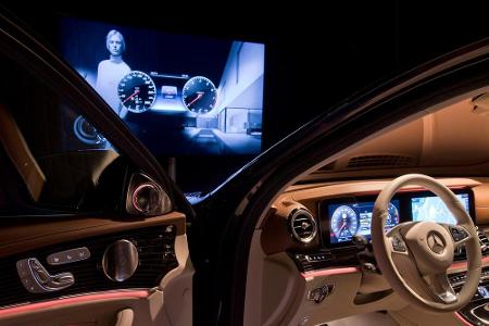 Neue Digitalanzeigen mit Wischtechnik