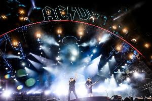 AC/DC kehren 2016 nach Deutschland zurück