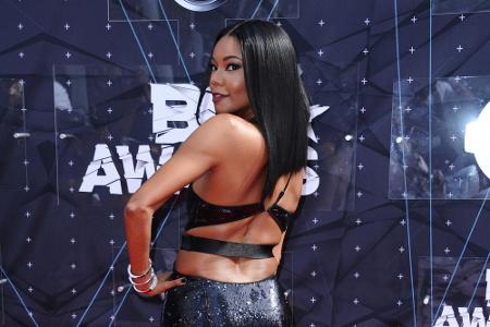 Schauspielerin Gabrielle Union wusste dagegen, mit ihrem Rücken zu entzücken.