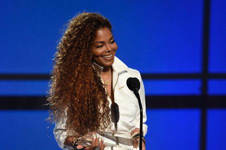 Janet Jackson strahlte förmlich, als sie mit einem 