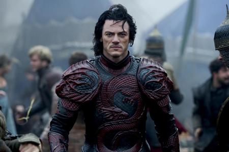 Zuletzt sorgte Luke Evans (36) für Angst und Schrecken. Der britische Schauspieler war im letzten Jahr in 