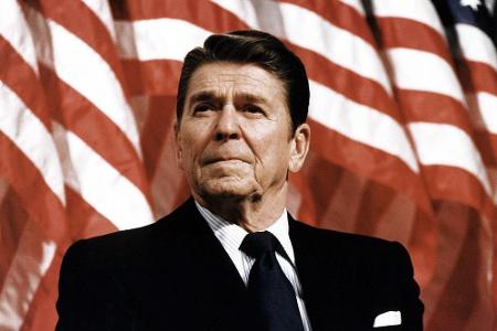Auch der 40. Präsident der Vereinigten Staaten und ehemalige Western-Held Ronald Reagan (1911 - 2004) litt an Alzheimer. 199...