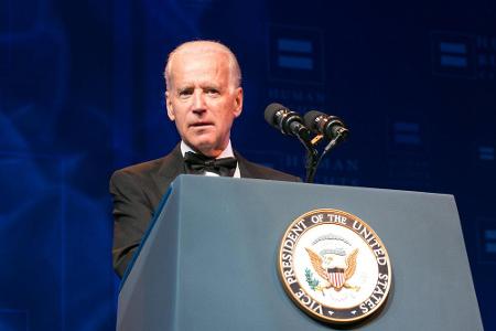 Dass man es trotz Stottern weit nach oben bringen kann, zeigt auch US-Vizepräsident Joe Biden. Er soll ebenfalls Probleme mi...