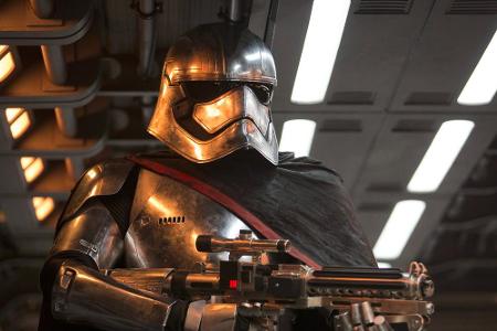 Auch die Sturmtruppen-Offizierin Phasma (Gwendoline Christie) zählt zu den Schurken des Ordens.