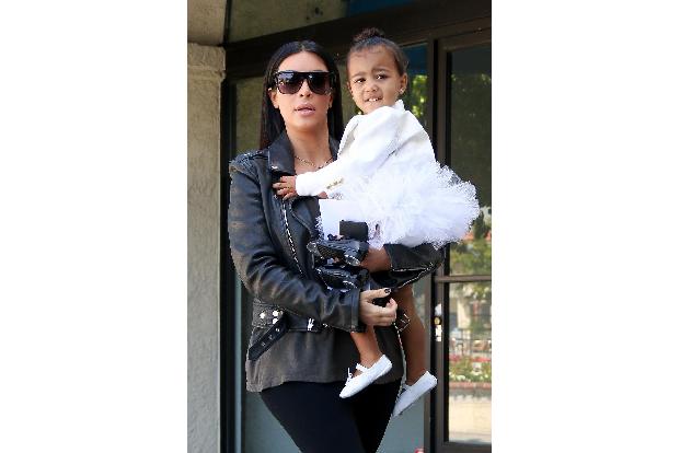 01 Kim Kardashian WENn wenn22536651.jpg
