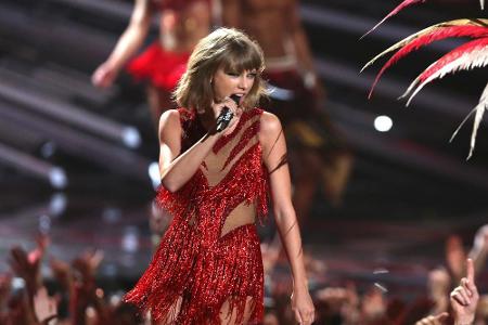 Perrys Konkurrentin Taylor Swift (25) hält sich wie im Vorjahr auf Platz zwei. Die 80 Millionen Dollar Gewinn hat sie laut 