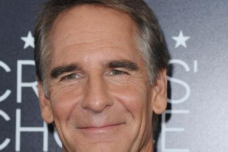 Als Scott Bakula in der Rolle des 