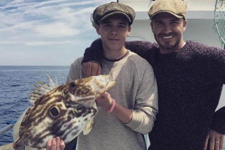 Trotz seines vollen Terminkalenders weiß der ehemalige Fußballprofi, dass die Familie oberste Priorität hat. Und so nimmt er...