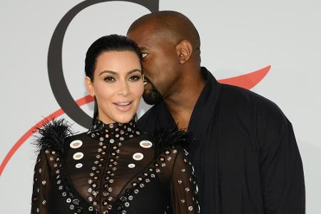 Lange haben sie es versucht, jetzt hat es für Kim Kardashian (34) und Kanye West (38) mit Baby Nummer zwei endlich geklappt....