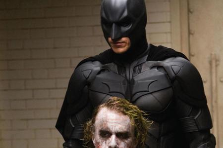 Nach der Wiederbelebung des Franchises gelang Regisseur Christopher Nolan mit 