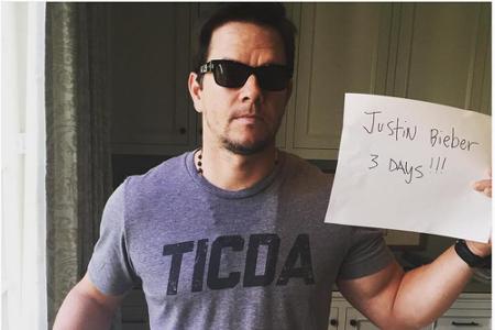 Mark Wahlberg (44, 
