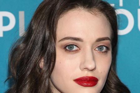 Mit ihrer weiblichen Figur und den vollen dunklen Locken versprüht Kat Dennings (29) immer einen Hauch von Burlesque-Glamour...