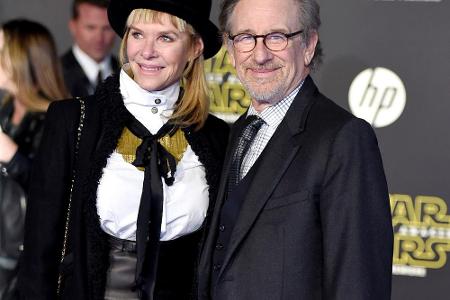 Steven Spielberg ließ sich ebenfalls auf dem roten 