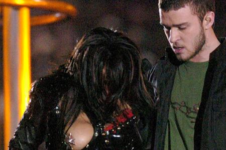 Es war ein Skandal: 2004 entblößte Justin Timberlake den Nippel seiner Duett-Partnerin Janet Jackson - aus Versehen natürlic...