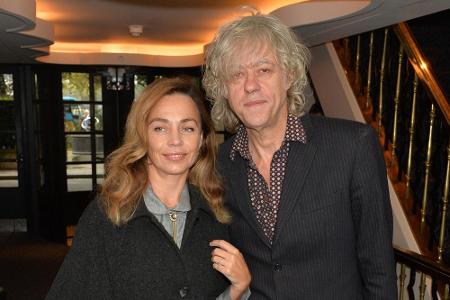 Nach knapp 20 Jahren Beziehung wagten sie es: Bob Geldof (64) und Jeanne Marine gingen in Südfrankreich den Bund der Ehe ein...