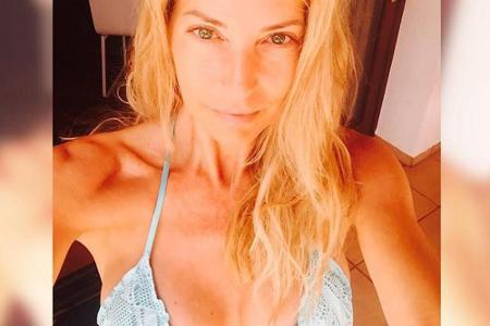 Giulia Siegel hat auch mit 40 Jahren eine Top-Bikini-Figur vorzuweisen Giulia Siegel hat auch mit 40 Jahren eine Top-Bikini-Figur vorzuweisen