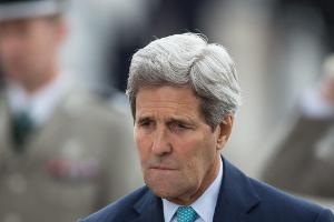 Diagnose da: John Kerry bricht sich ein Bein
