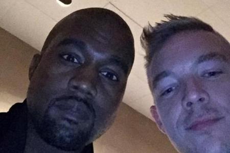 Diplo schießt ein Selfie mit Kanye West