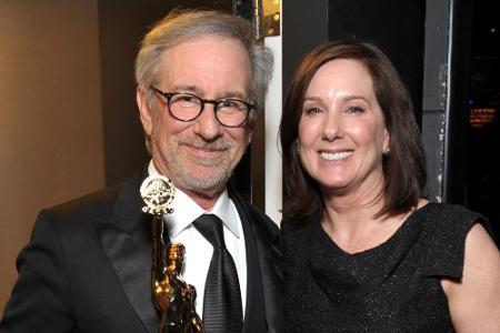 Steven Spielberg und Kathleen Kennedy freuen sich auf die Zusammenarbeit für den neuen Steven Spielberg und Kathleen Kennedy freuen sich auf die Zusammenarbeit für den neuen