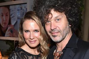 Renée Zellweger: Hochzeit am Strand?