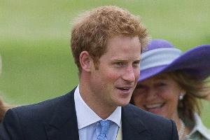 Prinz Harry: Abschiedsküsschen in Australien