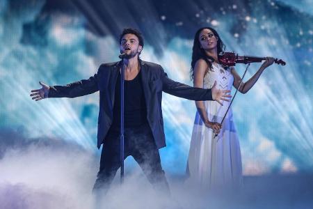 ESC 2015 Halbfinale 1 Uzari und Maimuna aus Weissrussland.jpg