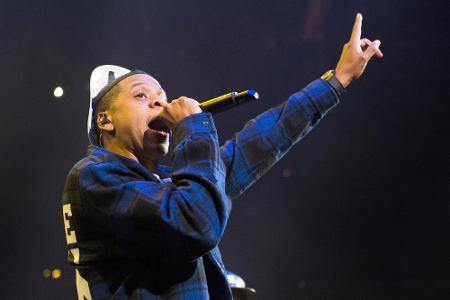 Jay Z bei einem Auftritt in Brooklyn. Jetzt rappte der Musikmogul über seinen Streaming-Dienst und die Konkurrenz Jay Z bei einem Auftritt in Brooklyn. Jetzt rappte der Musikmogul über seinen Streaming-Dienst und die Konkurrenz