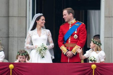 ...ihrer Traumhochzeit am 29. April 2011, als sich die beiden ewige Liebe schworen. Nun ist die kleine royale Familie also u...