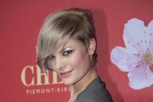 Ex-"GNTM"-Siegerin Jennifer Hof ist Mutter
