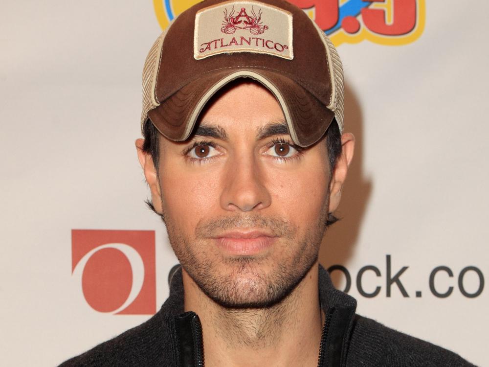 Enrique Iglesias wird 40 Nicht ganz der Vater
