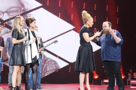 Mit seiner Absage wirft Andreas Kümmert viele Fragen auf Mit seiner Absage wirft Andreas Kümmert viele Fragen auf