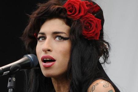 Amy Winehouse hatte immer wieder mit Drogen- und Alkoholproblemen zu kämpfen