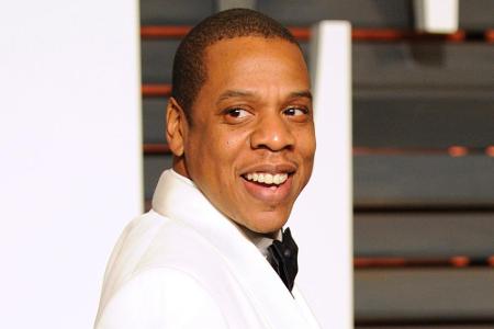 Jay Z scheint sich über Chris Browns Schicksal prächtig zu amüsieren Jay Z scheint sich über Chris Browns Schicksal prächtig zu amüsieren