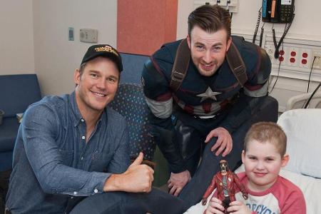 Chris Pratt und Chris Evans zu Besuch im Seattle Children's Hospital Chris Pratt und Chris Evans zu Besuch im Seattle Children's Hospital