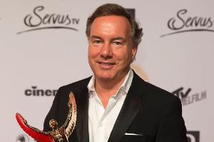 "Bester TV Spielfilm national": Diesen Jupiter Award bekam Nico Hofmann für "Unsere Mütter, unsere Vater" im März 2014
