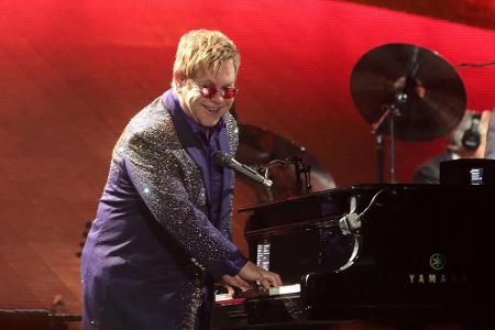 Auf der Bühne lässt er es krachen, privat will Elton John seine Ruhe Auf der Bühne lässt er es krachen, privat will Elton John seine Ruhe