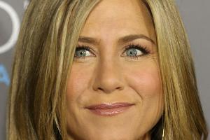 Jennifer Aniston: "Ich dachte, ich wäre nicht schlau"