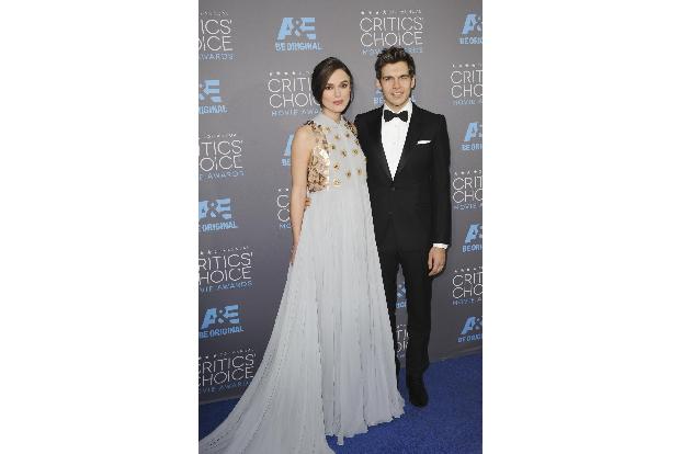 004 Keira Knightley James Righton Apega WENn wenn22074035.jpg