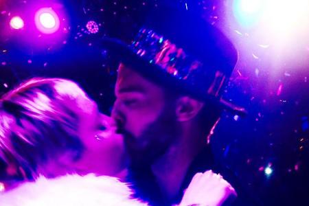 Miley Cyrus knutschte sich mit Patrick Schwarzenegger ins neue Jahr