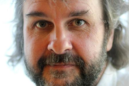 Peter Jackson trauert auf Facebook um seinen Freund Andrew Lesnie Peter Jackson trauert auf Facebook um seinen Freund Andrew Lesnie