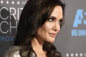 Angelina Jolie lässt sich nicht unterkriegen
