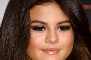 Selena Gomez: One-Night-Stand mit Liam Hemsworth