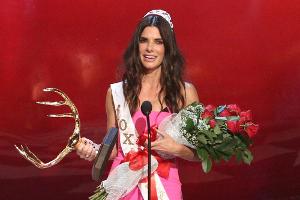 Sandra Bullock bei den Guys Choice Awards 2014: Jetzt wurde sie zur schönsten Frau der Welt gewählt