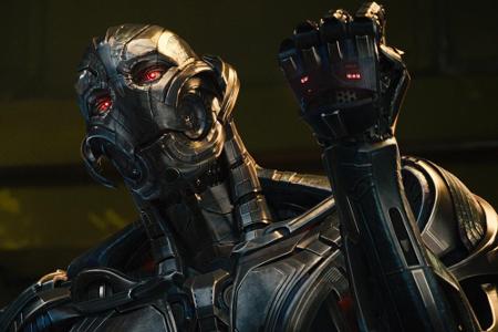 Der gefährliche Ultron nimmt es mit den ganzen Avengers auf