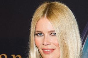 Claudia Schiffer erklärt das perfekte Business-Outfit