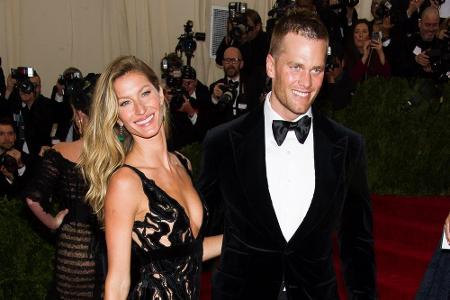 Ein gutaussehendes Paar auf Augenhöhe: Bündchen und Brady