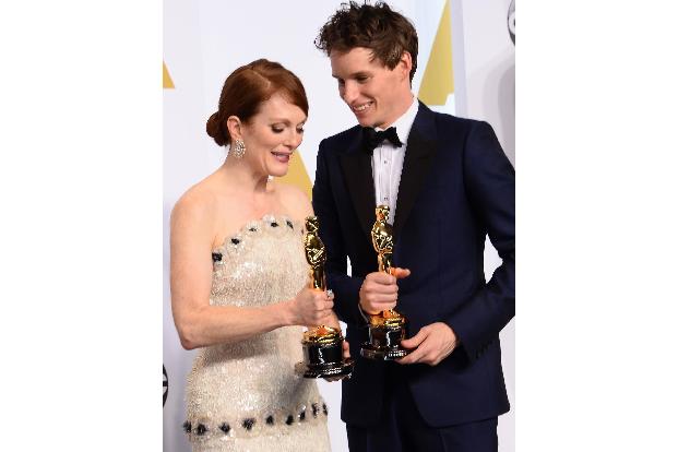 02 Juliane Moore Eddie Redmayne Imago UPI Photo imago63805273h.jpg